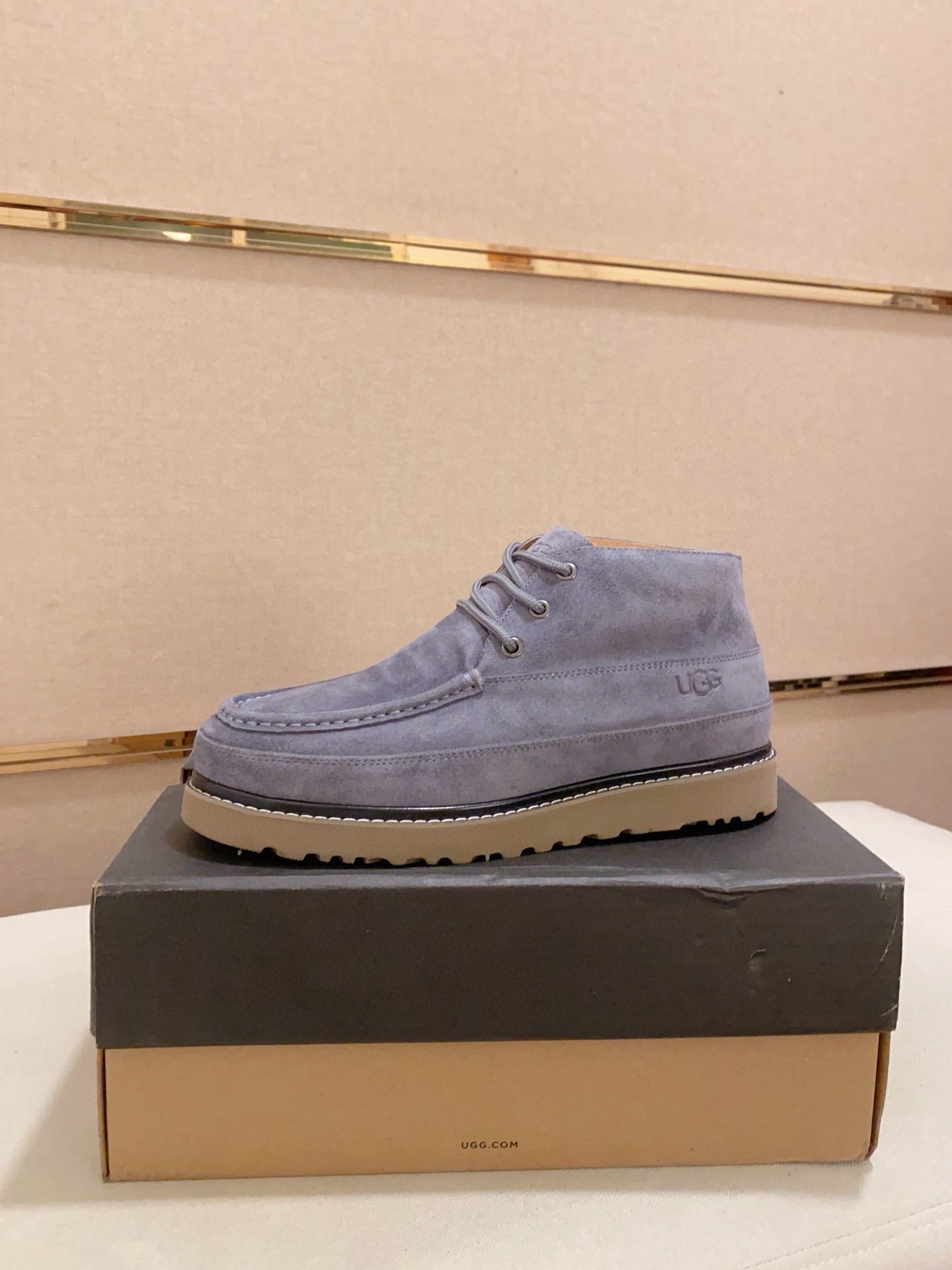 UGG Men's Chukka Lace-Up Boot — Slate Blue