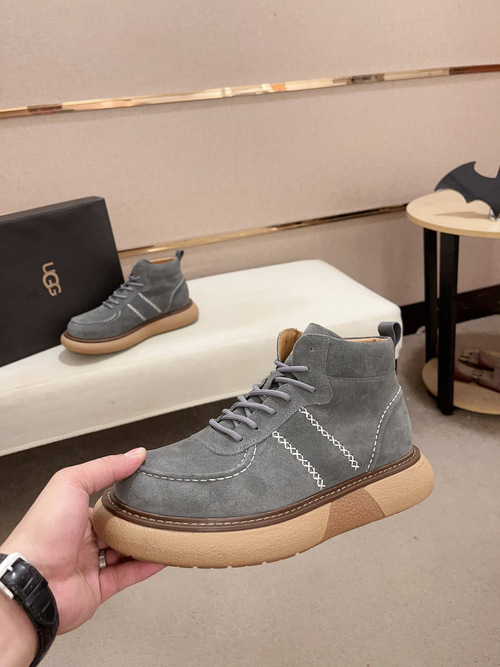 UGG Men's Chukka Lace-Up Boot — Grey Suede