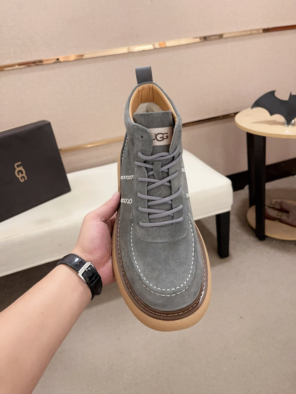 UGG Men's Chukka Lace-Up Boot — Grey Suede