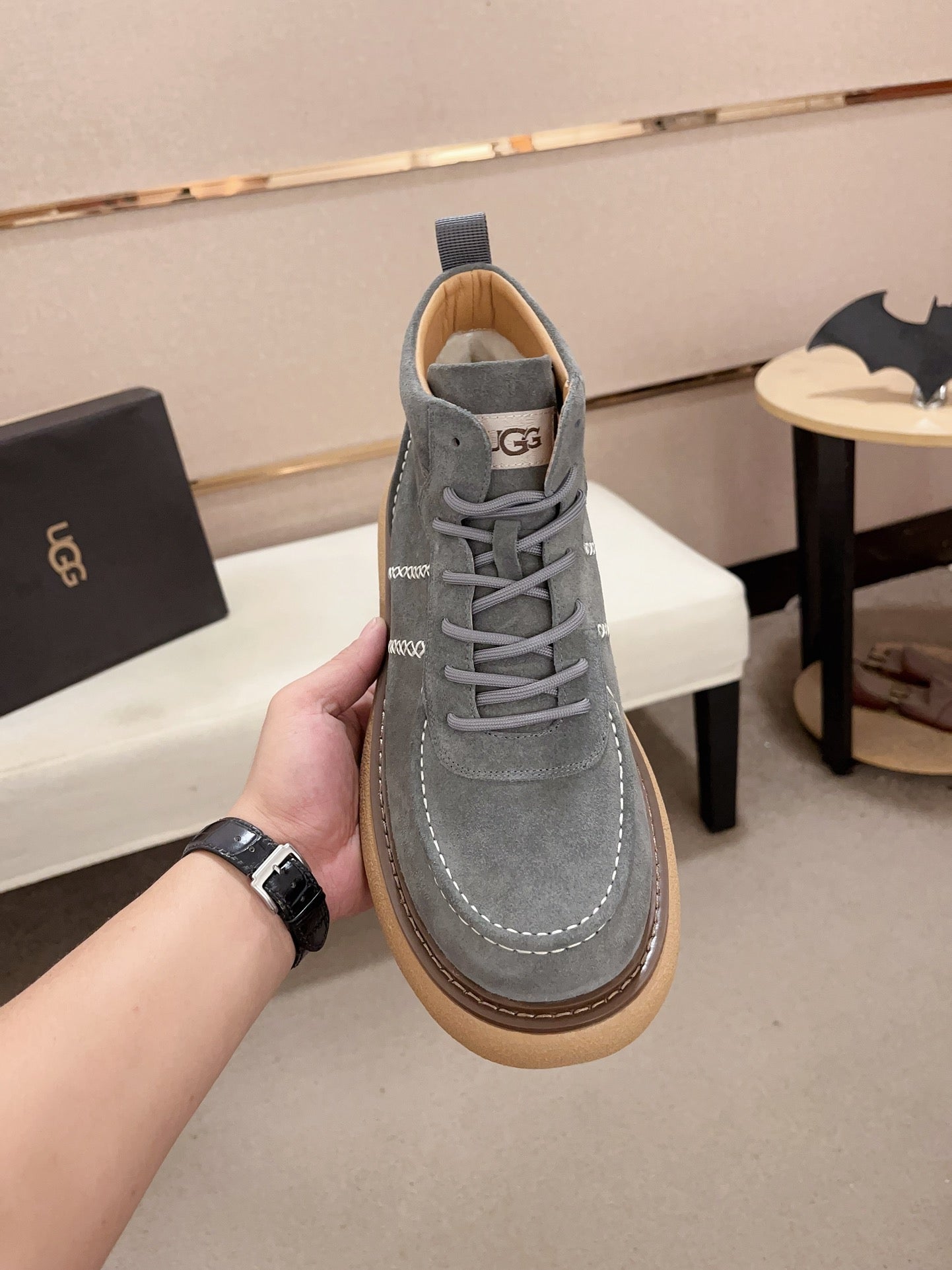 UGG Men's Chukka Lace-Up Boot — Grey Suede