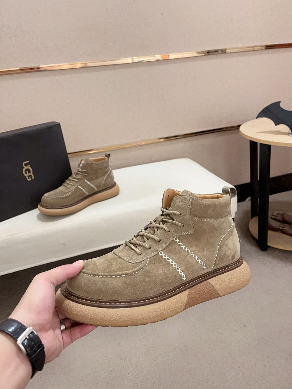 UGG Men's Chukka Lace-Up Boot — Sand Suede
