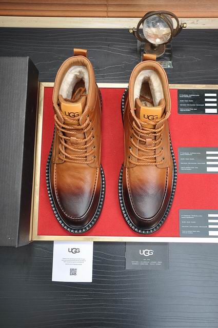 UGG Men's Moc-Toe Leather Boot — Tan
