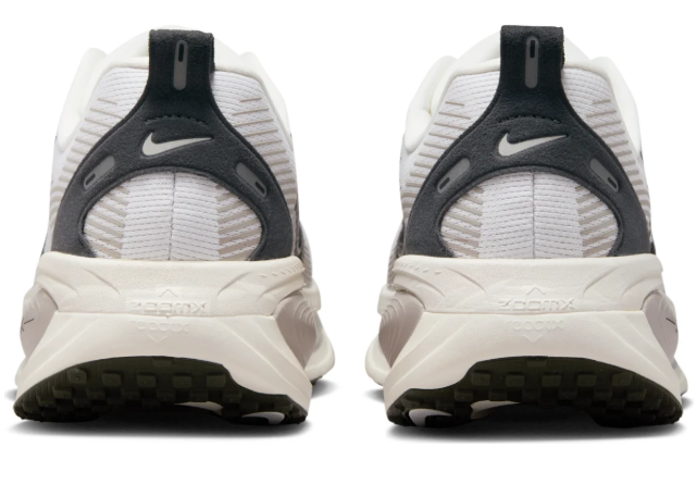 Nike Air Zoom Vomero 18 'Run Pack Summit White' – White | IB5726-100