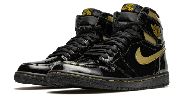 Air Jordan 1 Retro High OG 'Black/Metallic Gold' – 555088-032