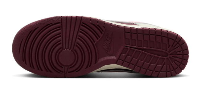 Nike Dunk Low Premium 'Valentine's Day 2023' – Burgundy/Pink | DR9705-100
